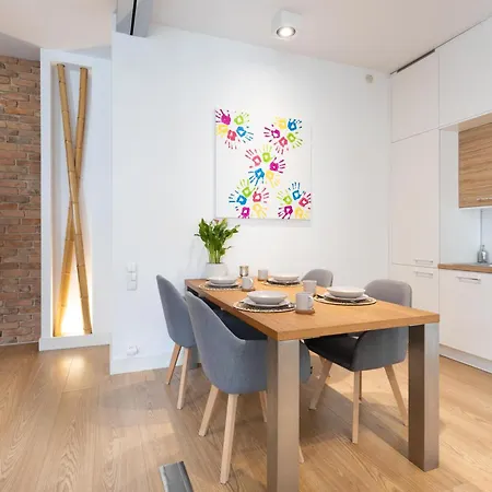 Garbary 49 - Old Town - Self Check-in 24h Poznan